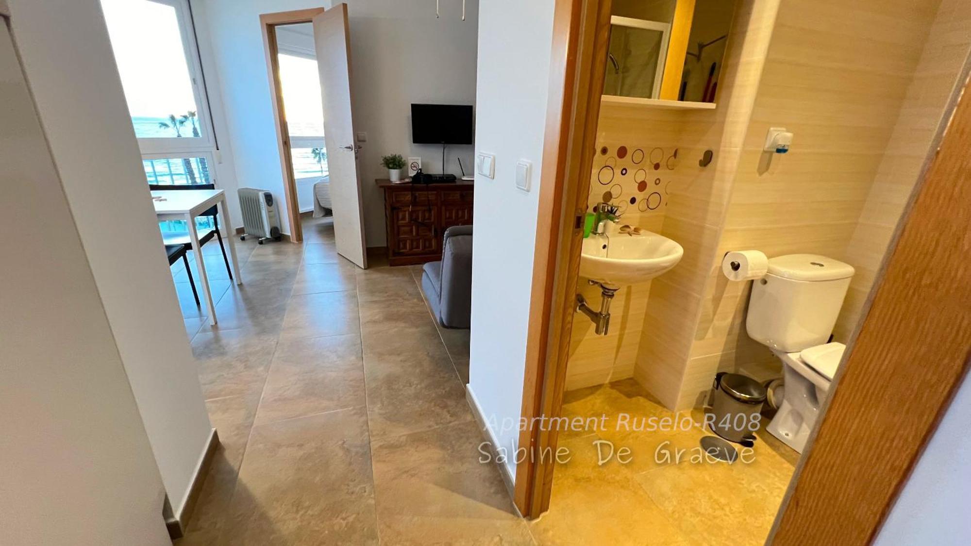Love Nest By The Sea Wake Up With Ocean Views In Every Room Ruselo R408 トロクス・コスタ エクステリア 写真